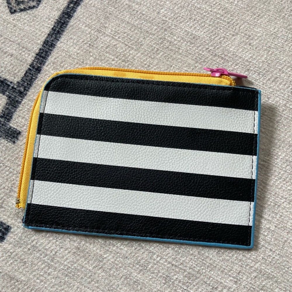 Sephora Flat Wallet Bag - Picture 6 of 9